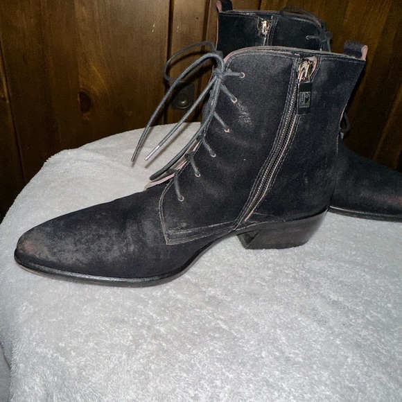 Jo Ghost distressed velvet lace up boots - Picture 6 of 8